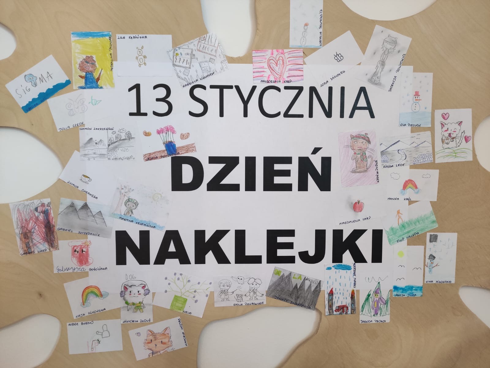 Dzień Naklejki w bibliotece szkolnej